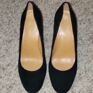 J. CREW heels. Black. size 9.